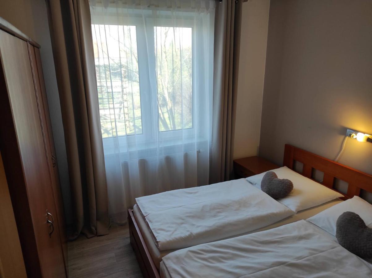 Penzion Siesta Valtice Buitenkant foto